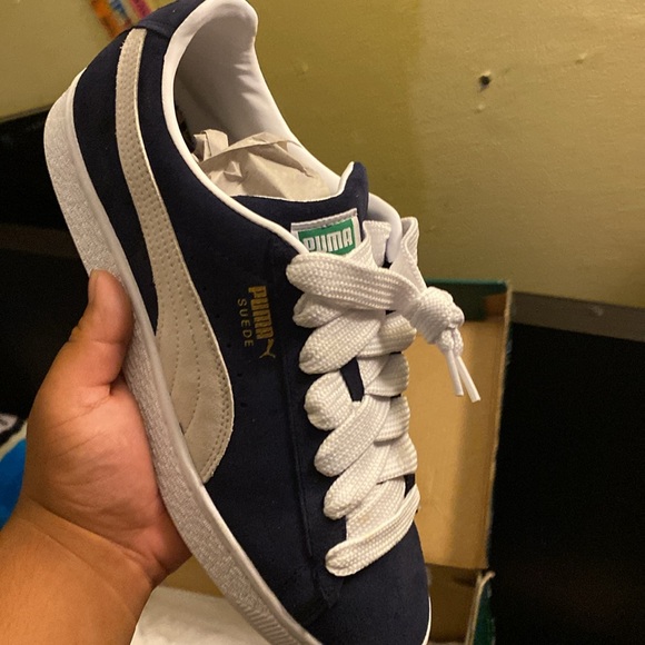 Puma Suedes | Navy Blue | size 11 - Picture 3 of 4